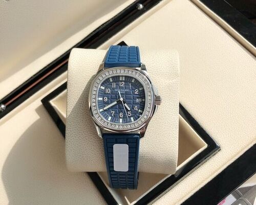 Patek Philippe Aquanaut Ladies Blue Diamond Dial